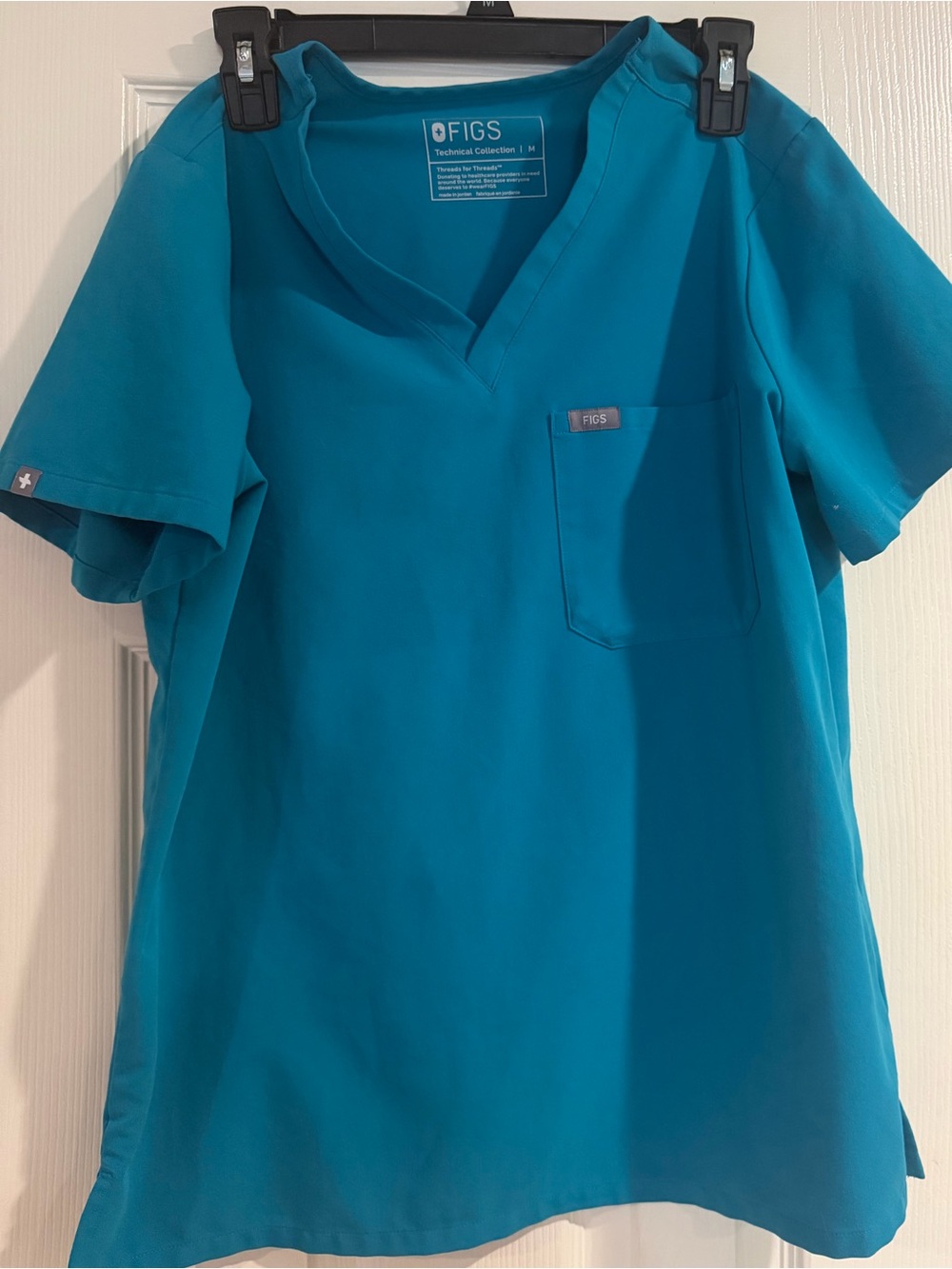 Figs Catarina One pocket scrub top medium